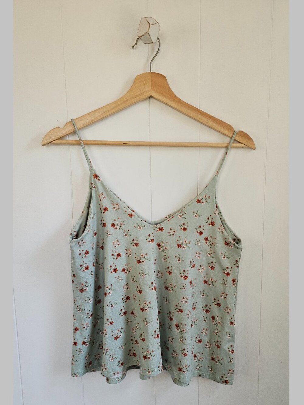 GAZE Green Floral Flowy Cami